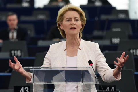 Bà Ursula von der Leyen trúng cử Chủ tịch EC. (Ảnh: AFP/TTXVN)