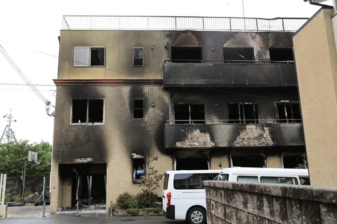 Xưởng phim Kyoto Animation ở Kyoto, Nhật Bản sau vụ hỏa hoạn, ngày 19/7/2019. (Ảnh: THX/TTXVN)