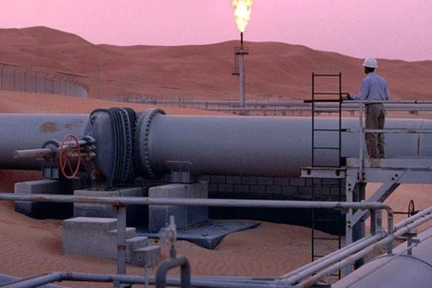 Khai thác dầu mỏ ở Shaybah, Saudi Arabia. (Nguồn: Getty Images)