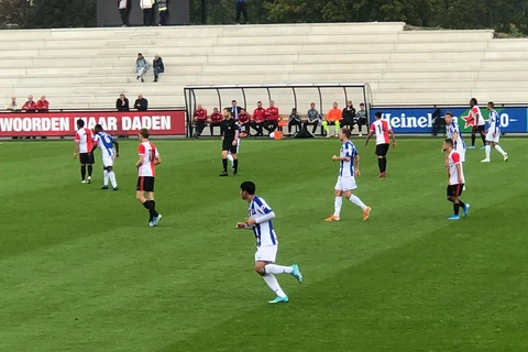 Đoàn Văn Hậu đá chính trong trận đấu của đội trẻ SC Heerenveen. (Nguồn: FB Nguyễn Đắc Văn)