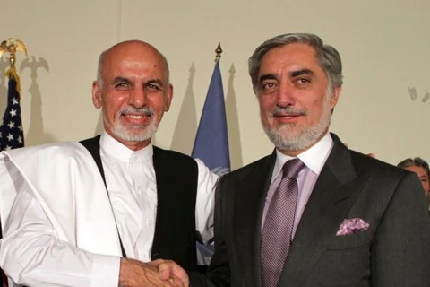 Tổng thống đương nhiệm Ashraf Ghani (trái) và ông Abdullah Abdullah. (Nguồn: Getty Images)