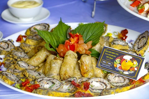 Người dân Pháp thích thú trước những món ăn đặc sắc của Việt Nam