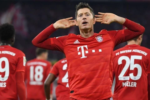Lewandowski giúp Bayern Munich thắng hủy diệt Dortmund. (Nguồn: Getty Images)