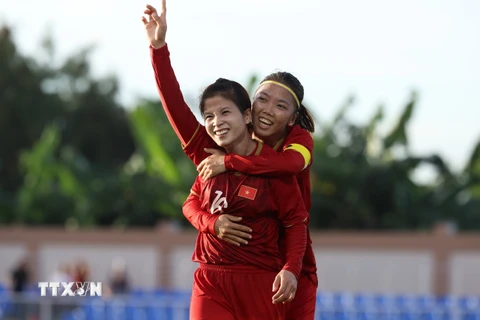 [Photo] Đội tuyển nữ Việt Nam chia điểm với Thái Lan ở trận ra quân
