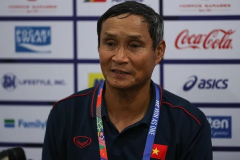 HLV Mai Đức Chung cho biết trận đầu tiên luôn rất khó khăn với mọi đội bóng. (Ảnh: Hoàng Linh/TTXVN)
