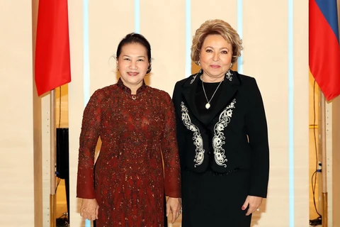 Chủ tịch Quốc hội Nguyễn Thị Kim Ngân và Chủ tịch Hội đồng Liên bang Nga Valentina Matvienko. (Ảnh: Trọng Đức/TTXVN)