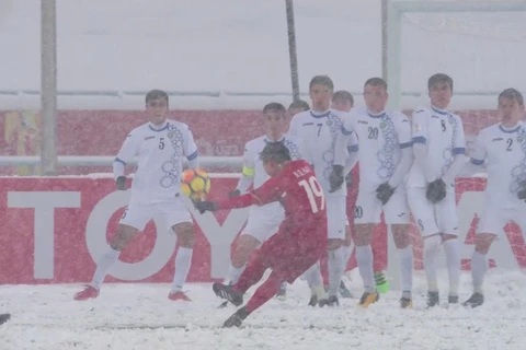 Siêu phẩm của Quang Hải vào lưới U23 Uzbekistan ở chung kết U23 châu Á 2018.