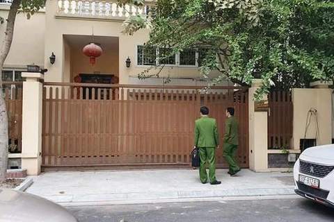 [Video] Bắt tạm giam Chánh Văn phòng Thành ủy Hà Nội