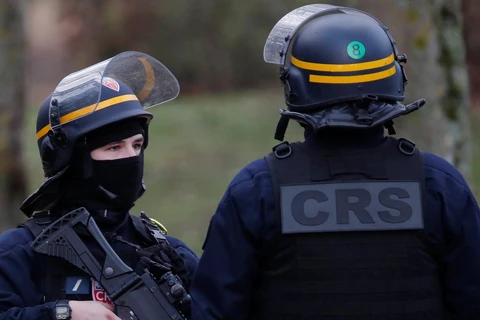 Lực lượng cảnh sát Pháp. (Nguồn: Reuters)