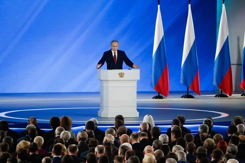 Tổng thống Nga Vladimir Putin đọc thông điệp. (Nguồn: TASS)