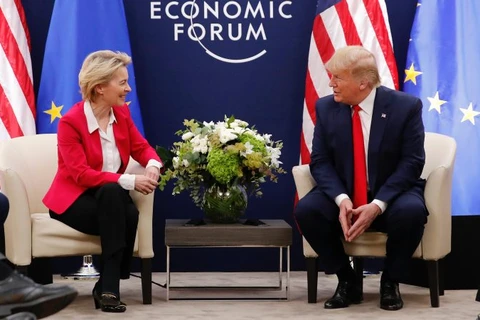 Tổng thống Mỹ Donald Trump gặp tân Chủ tịch EC Ursula von der Leyen. (Nguồn: EPA)