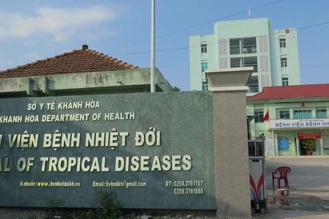Bệnh viện Nhiệt đới Khánh Hòa - nơi đang thực hiện công tác tiếp nhận khám ca bệnh nghi nghi ngờ nhiễm chủng virus corona mới và cách ly chờ kết quả xét nghiệm. (Ảnh: Phan Sáu/TTXVN)