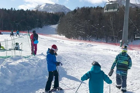 Một bãi trượt tuyết tại Hockaido hàng năm thu hút rất đông khách du lịch (Nguồn:CVT)