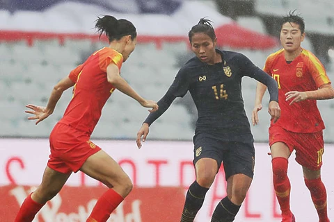 Tuyển nữ Thái Lan (áo xanh) để thua 2 trận liên tiếp. (Nguồn: AFC)