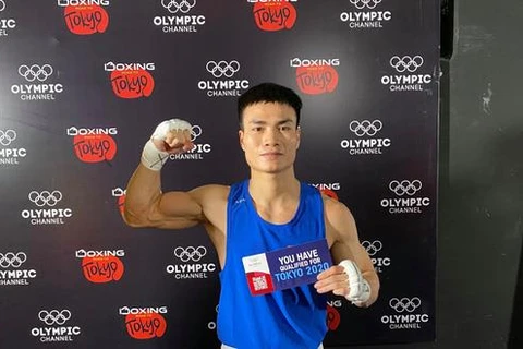 Đánh bại võ sỹ Thái Lan, Nguyễn Văn Đương giành vé dự Olympic