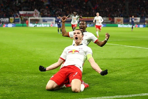 RB Leipzig thẳng tiến tứ kết Champions League.