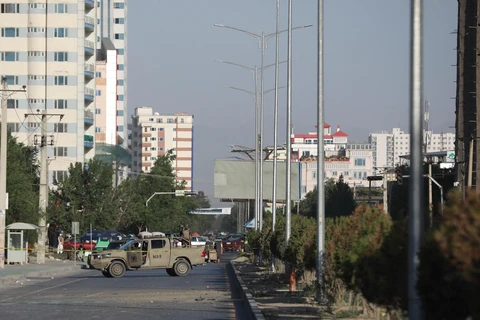 Hiện trường một vụ nổ bom ở thủ đô Kabul, Afghanistan. (Ảnh: THX/TTXVN)