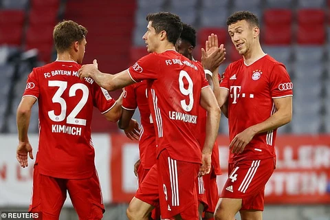 Bayern lần thứ 24 vào chung kết DFB Cup.