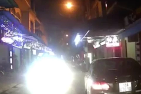 [Video] Xử lý các phương tiện giao thông gắn đèn trợ sáng