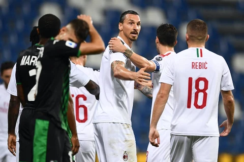 Ibrahimovic giúp Milan giành chiến thắng. (Nguồn: Getty Images)