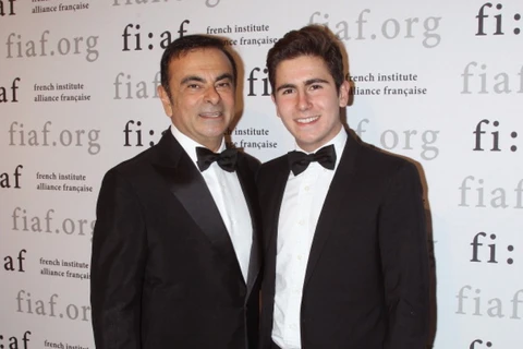 Anthony Ghosn (trái) chụp cùng cha hồi năm 2013. (Nguồn: Getty Images)