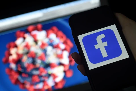 Facebook xóa nhiều bài đăng sai sự thật. (Nguồn: Getty Images)