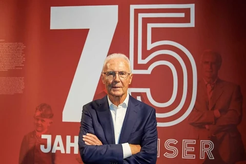 Huyền thoại Franz Beckenbauer chạm cột mốc đáng nhớ trong cuộc đời