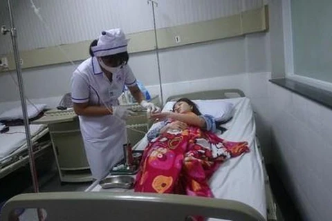 Bình Thuận: 10 người nhập viện nghi ngộ độc do ăn cá hồng