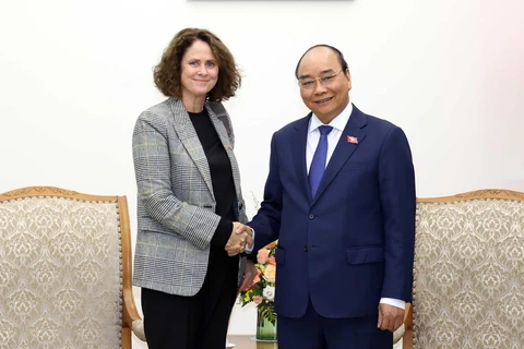 Thủ tướng Nguyễn Xuân Phúc tiếp Giám đốc Quốc gia Ngân hàng Thế giới tại Việt Nam. (Ảnh: Thống Nhất/TTXVN)