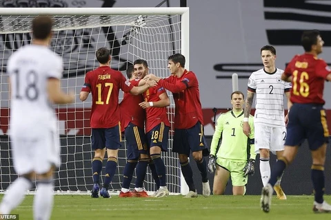 Tây Ban Nha vào bán kết sau màn hủy diệt đội tuyển Đức. (Nguồn: Reuters)