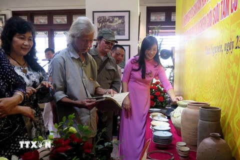 Bảo tàng tỉnh Thái Nguyên tiếp nhận 75 đơn vị hiện vật có giá trị lịch sử văn hóa. (Ảnh: Thu Hằng/TTXVN)