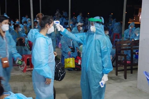 [Video] Nguy cơ lây nhiễm dịch COVID-19 vào Việt Nam rất lớn
