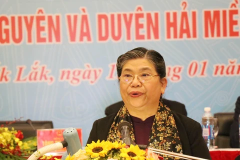 Bà Tòng Thị Phóng, Ủy viên Bộ Chính trị, Phó Chủ tịch Thường trực Quốc hội phát biểu tại Hội thảo. (Ảnh: Tuấn Anh/TTXVN)