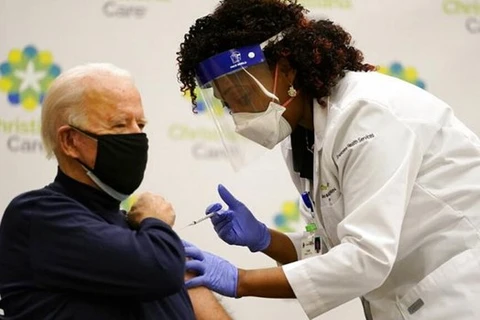Mỹ khẳng định đủ vắcxin tiêm cho 300 triệu người trong năm nay