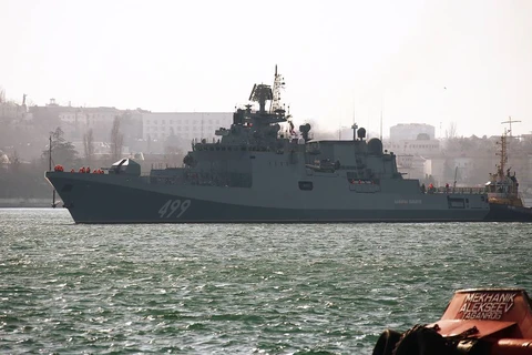Mỹ và Nga cùng triển khai nhiều tàu chiến đến Biển Đen