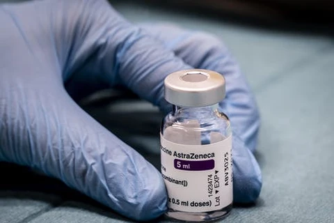 AstraZeneca tiến hành thử nghiệm vắcxin với trẻ vị thành niên