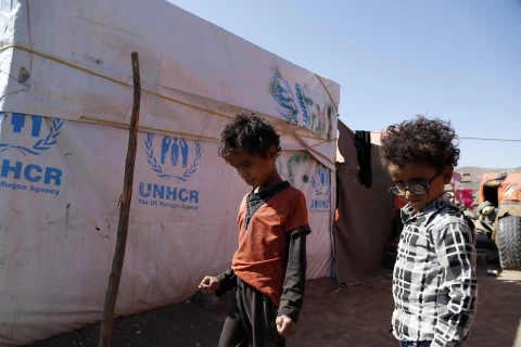 Trẻ em Yemen tại trại tị nạn Dharawan ở gần Sanaa. (Ảnh: THX/TTXVN)