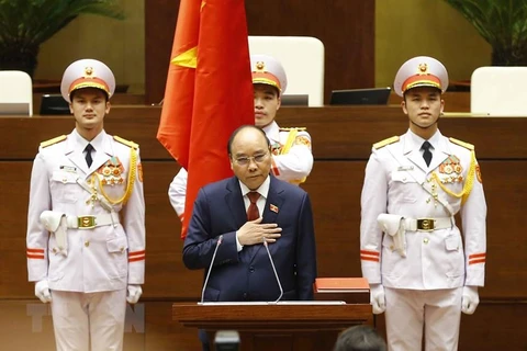 [Video] Ông Nguyễn Xuân Phúc tuyên thệ nhậm chức Chủ tịch nước