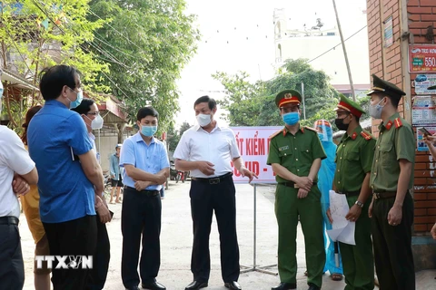 Bộ Y tế kiểm tra công tác phòng, chống COVID-19 tại Hưng Yên