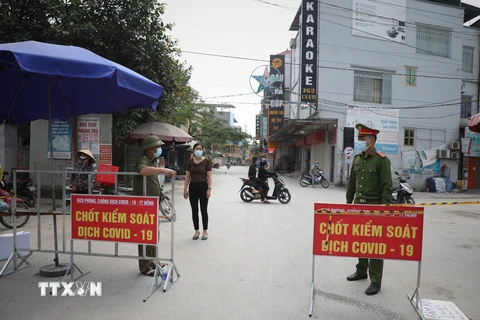 [Photo] Bắc Giang tăng cường chốt kiểm dịch tại huyện Việt Yên