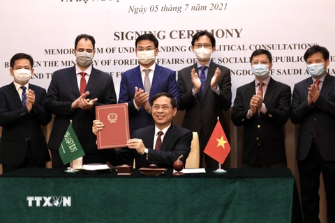 Bộ Ngoại giao Việt Nam-Arab Saudi ký Bản ghi nhớ về tham vấn chính trị