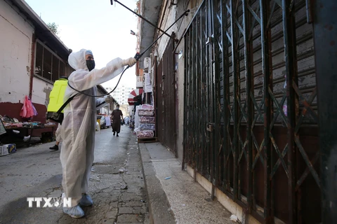 Algeria ghi nhận số ca mắc bệnh và tử vong cao chưa từng thấy