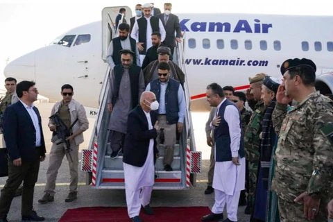 Tổng thống Afghanistan tập hợp lực lượng, đối phó các tay súng Taliban