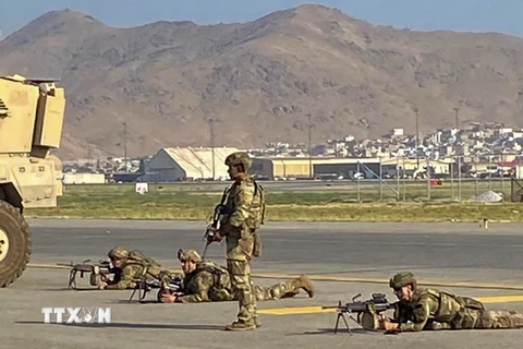Binh sỹ Mỹ tiêu diệt 2 đối tượng có vũ trang ở sân bay Kabul