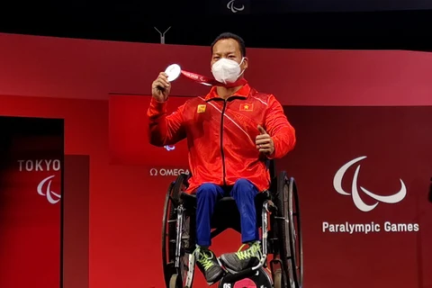 Lê Văn Công giành huy chương Bạc tại Paralympic Tokyo 2020.