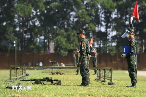 Đội tuyển quân đội Việt Nam tranh tài môn bắn tỉa ở Army Games