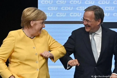 Đức: Thủ tướng Merkel huy động sự ủng hộ cho ứng cử viên Laschet