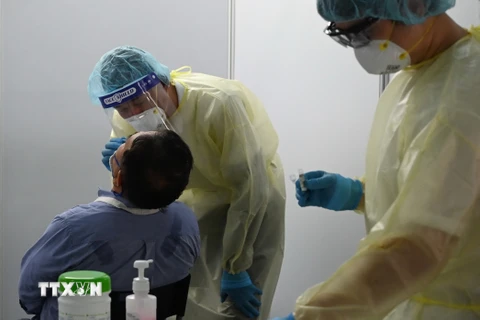 Singapore: 10 trường hợp nghi ngờ bị đông máu sau khi tiêm vaccine