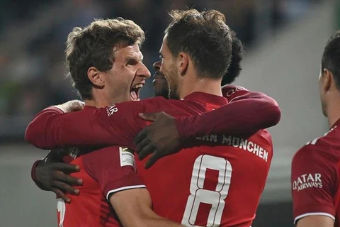 Bayern Munich xây chắc ngôi đầu, chạm cột mốc mới trong lịch sử
