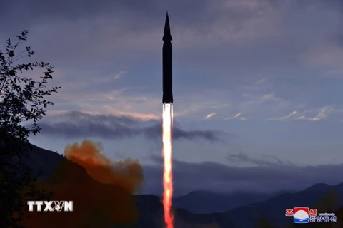 Hàn Quốc: Tên lửa siêu thanh của Triều Tiên ở giai đoạn đầu phát triển